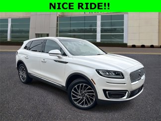 Used 2019 Lincoln Nautilus Reserve image 1