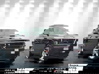 Used 2020 Dodge Challenger SXT image 1