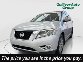 Used 2016 Nissan Pathfinder SL image 1