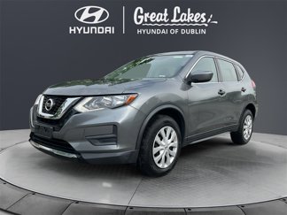 Used 2017 Nissan Rogue S image 1