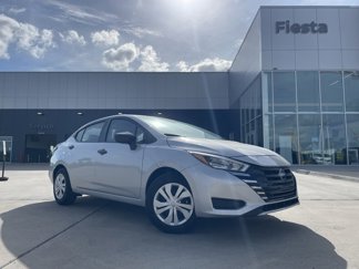 Certified 2025 Nissan Versa S image 1