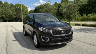 Used 2016 Kia Sorento FWD image 1