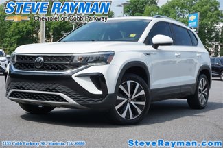 Used 2022 Volkswagen Taos SE image 1