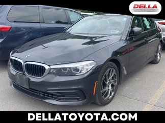 Used 2020 BMW 530i xDrive image 1
