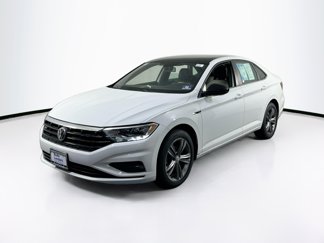 Used 2019 Volkswagen Jetta R-Line w/ R-Line Cold Weather Package image 1