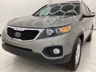 Used 2012 Kia Sorento LX w/ Convenience Pkg image 1