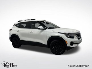 Used 2022 Kia Seltos Nightfall Edition image 1