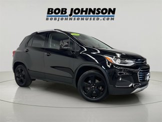 Certified 2019 Chevrolet Trax Premier w/ Midnight Edition image 1