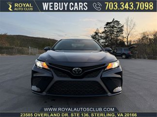 Used 2018 Toyota Camry SE image 1
