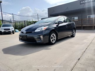 Used 2015 Toyota Prius Two image 1