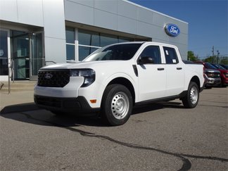 New 2025 Ford Maverick XL image 1