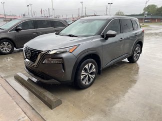 Used 2021 Nissan Rogue SV image 1