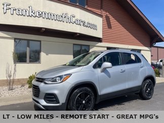 Used 2020 Chevrolet Trax LT w/ LT Convenience Package image 1