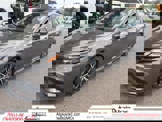 Used 2021 Toyota Camry SE image 1