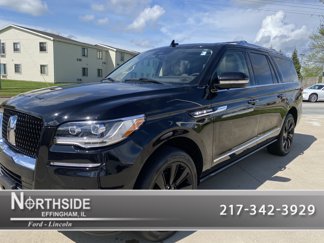 Used 2023 Lincoln Navigator L Reserve image 1