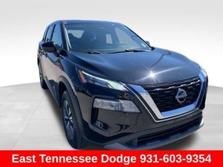 Used 2023 Nissan Rogue SV image 1