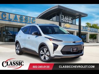 Used 2022 Chevrolet Bolt EUV LT w/ Convenience Package image 1
