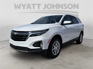 Used 2024 Chevrolet Equinox LT image 1