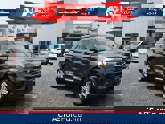 Certified 2022 Ford Explorer XLT image 1
