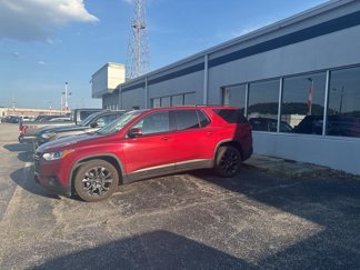 Used 2021 Chevrolet Traverse RS w/ LPO, Floor Liner Package image 1