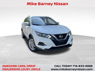 Used 2021 Nissan Rogue Sport SV image 1
