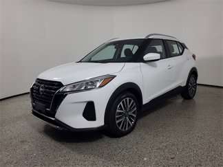 Used 2024 Nissan Kicks SV image 1