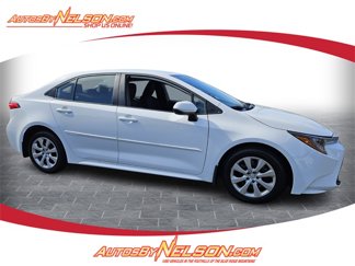Used 2024 Toyota Corolla LE image 1