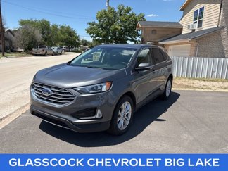 Used 2022 Ford Edge Titanium image 1