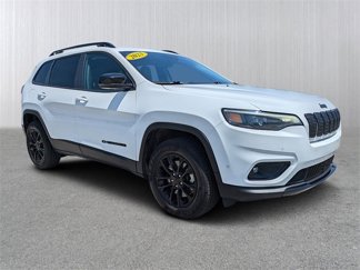 Used 2023 Jeep Cherokee Altitude Lux image 1
