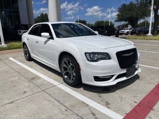 Used 2018 Chrysler 300 S w/ 300S Premium Group image 1
