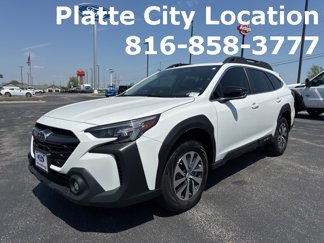 Used 2025 Subaru Outback Premium image 1