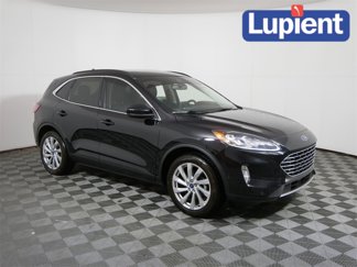 Used 2021 Ford Escape Titanium image 1