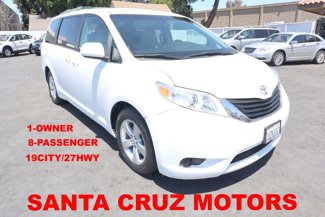 Used 2017 Toyota Sienna LE image 1