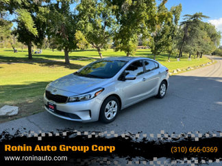 Used 2017 Kia Forte LX image 1