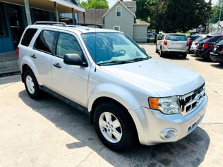 Used 2009 Ford Escape XLT image 1