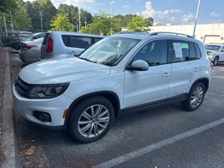 Used 2016 Volkswagen Tiguan SE image 1