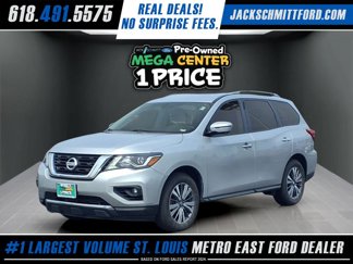 Used 2019 Nissan Pathfinder SL image 1