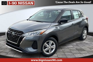 New 2025 Nissan Kicks Play S image 1