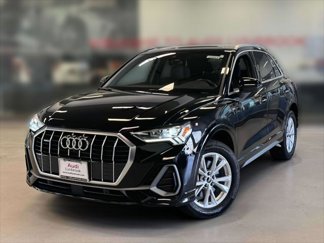Used 2022 Audi Q3 2.0T Premium Plus w/ Premium Plus Package image 1
