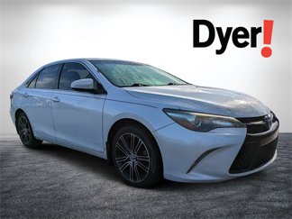 Used 2016 Toyota Camry SE image 1