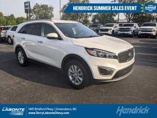 Used 2018 Kia Sorento LX image 1
