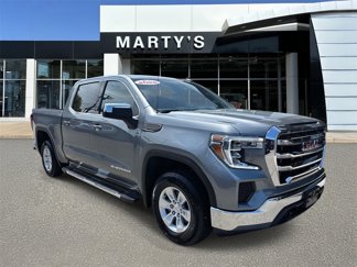 Used 2022 GMC Sierra 1500 SLE image 1