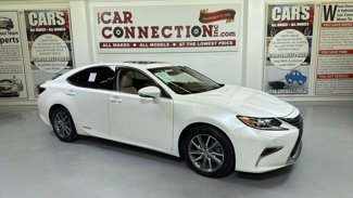 Used 2017 Lexus ES 300h w/ Luxury Package image 1