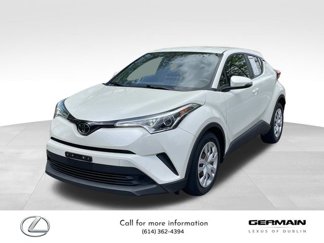 Used 2019 Toyota C-HR XLE image 1