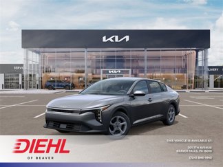 New 2025 Kia K4 LXS image 1