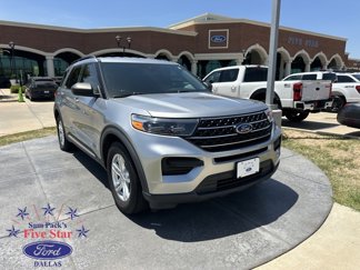 Used 2020 Ford Explorer XLT image 1