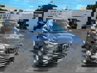 New 2025 Ford Escape Active w/ Cold Weather Package image 1