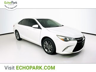 Used 2015 Toyota Camry SE image 1