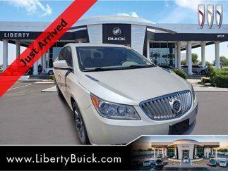 Used 2010 Buick LaCrosse CXL image 1