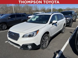 Used 2017 Subaru Outback 2.5i Touring image 1